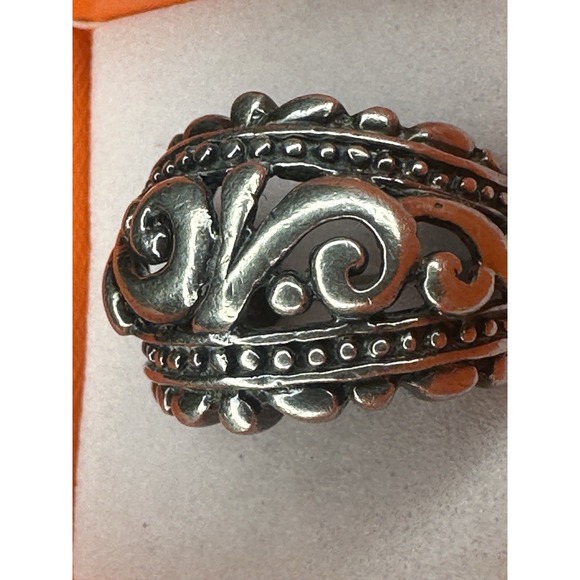 Scroll open work thick domed sterling silver ring band size 7.5 - Picture 2 of 7